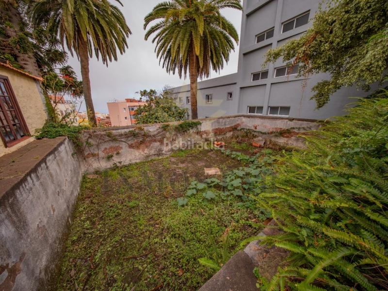 Foto a126d45b-c6a6-41ec-8047-f2dfeb704856. Chalet con parcheggio piscina in Los Realejos pueblo Realejos (Los)