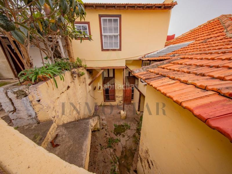 Foto a75cb52d-58e0-48af-b0ee-57f06530a591. Chalet con parcheggio piscina in Los Realejos pueblo Realejos (Los)