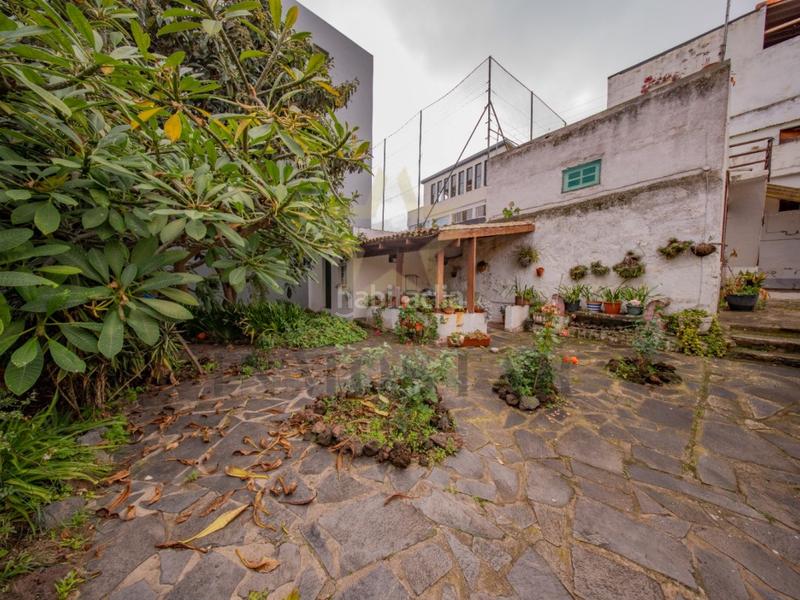 Foto d8f5831a-00a5-46ff-a92d-cca7ebbbe346. Chalet con parcheggio piscina in Los Realejos pueblo Realejos (Los)