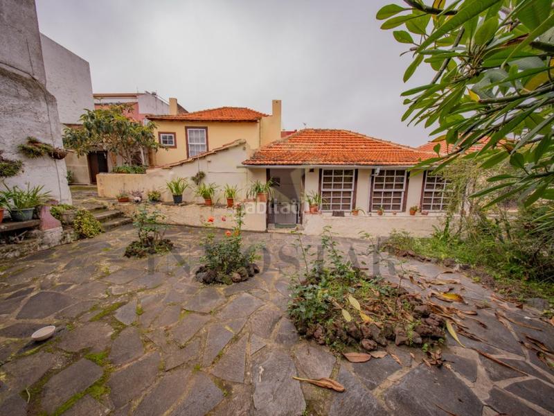 Foto dc66be16-b56b-4cc4-9236-bb3b09fef291. Chalet con parcheggio piscina in Los Realejos pueblo Realejos (Los)