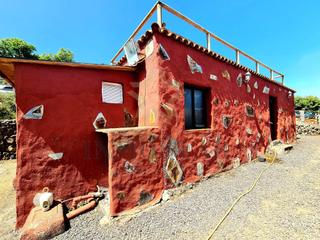 Casa  N/a. Finca rústica en la perdoma