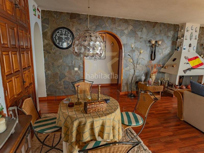 Foto afecee67-353c-40b6-8636-51317d331a08. Maison avec piscine dans Sauzal (El)