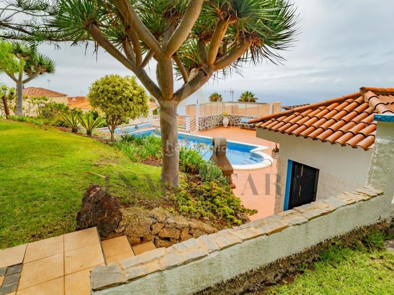 Foto f3398a97-dca9-48be-8fd4-14158c625793. Maison avec piscine dans Sauzal (El)