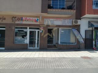 Locale commerciale  N/a. Local comercial en los abrigos