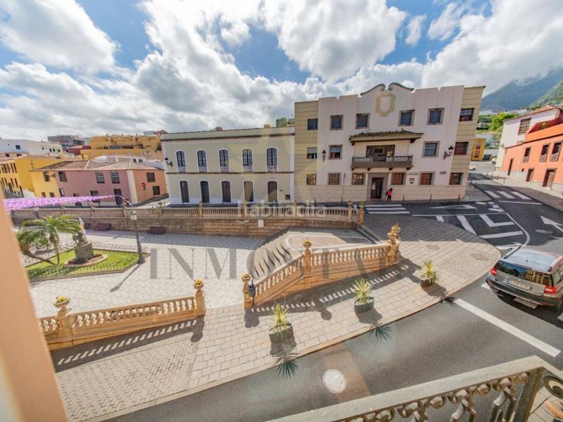 Foto 125f0afa-480c-4ee7-9e90-63f310155a11. Chalet con parcheggio in Icod El Alto Realejos (Los)