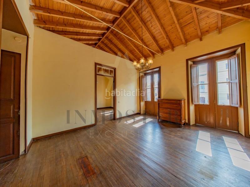 Foto b41909cd-b0b9-40a0-884d-77b8de2af030. Chalet con parcheggio in Icod El Alto Realejos (Los)