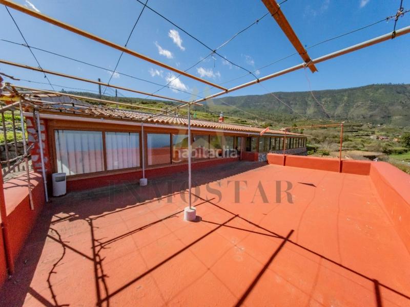 Foto f534e4f3-7fa6-4f3a-9a43-26d2ce295592. Chalet con parcheggio in Montaña - Zamora Realejos (Los)