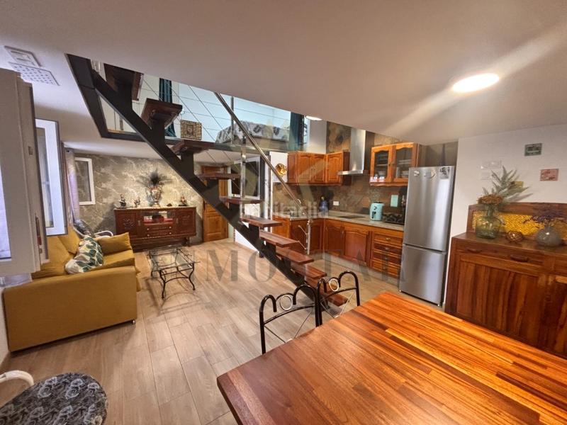 Foto 3622fc48-b750-41a5-b278-0b903c26f27e. Estudi a Zona Martiánez Puerto de la Cruz