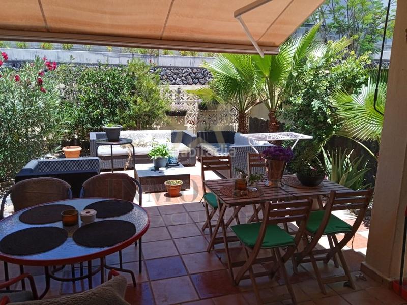 Foto d4155cea-edff-4612-9bb0-bc8d02471a8f. Casa a schiera con piscina in Chayofa Arona