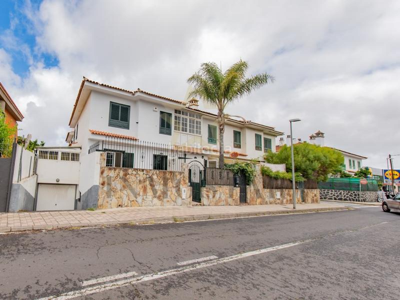 Foto fa82004b-5b4d-4958-992c-2f52488ef6e8. Casa amb aparcament a Tacoronte - los naranjeros Tacoronte