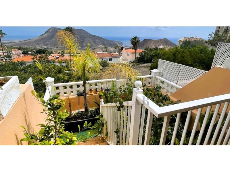 Foto 5c528610-5cf3-4ca1-94d9-04e1b56bda99. Etagenwohnung in Chayofa Arona