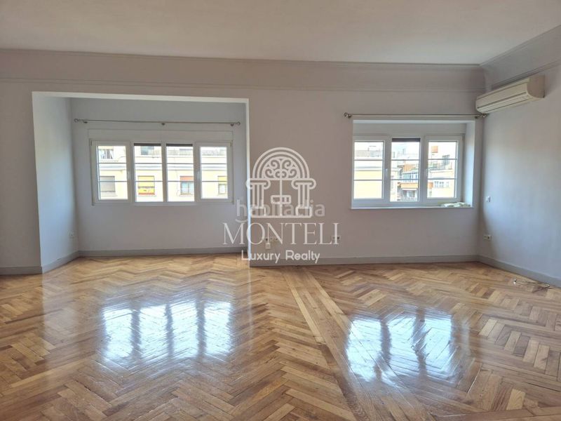 Foto 3fa75b7a-0e36-46ad-b09c-b1653c039999. Rent flat with heating parking in Lista Madrid