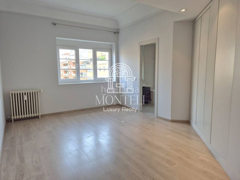 Foto 9079526f-d727-4887-9271-c51ad649a6e0. Rent flat with heating parking in Lista Madrid