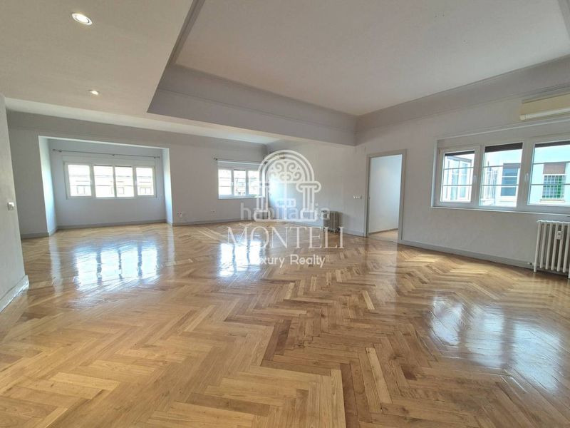 Foto 9f6d3637-f8e0-4687-8523-05217b4bad01. Rent flat with heating parking in Lista Madrid