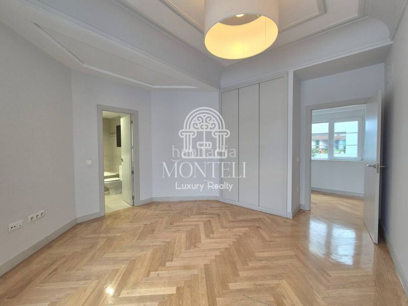 Foto c25a7864-387d-4bc2-bed6-313c1c646ef8. Rent flat with heating parking in Lista Madrid