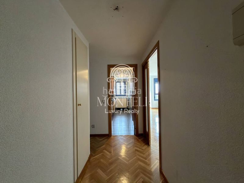 Foto 43616ecd-b593-4c71-ba53-4e445c9f9606. Flat with heating parking pool in Costillares Madrid