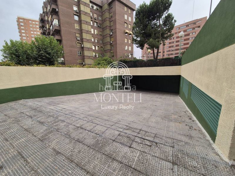 Foto 5b20c4f3-7bd0-485b-9beb-11cf88dfb9f6. Flat with heating parking pool in Costillares Madrid