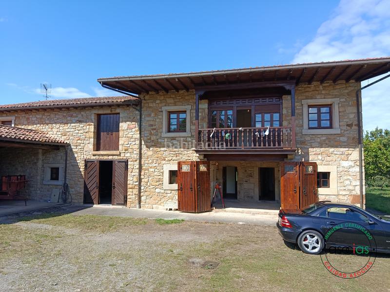 Foto 520fa334-544c-4eb5-b16a-25a46d0a5d4e. Casa amb calefacció aparcament a Tazones - Argüero Villaviciosa