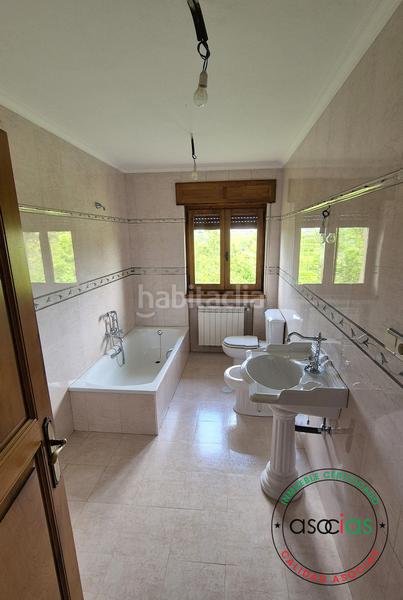 Foto 6482303f-5a6a-4021-8d5e-7924cb62c3e3. Casa amb calefacció aparcament a Tazones - Argüero Villaviciosa
