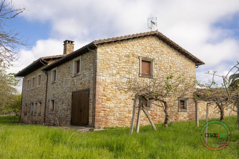 Foto c2409b31-46ee-4f59-addb-5b10d7770587. Casa amb calefacció aparcament a Tazones - Argüero Villaviciosa