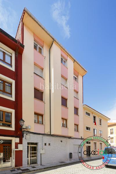 Foto f2b21236-9041-4067-a9ac-c07b7f842e7e. Piso  totalmente reformado en Cimadevilla en Cimadevilla Gijón