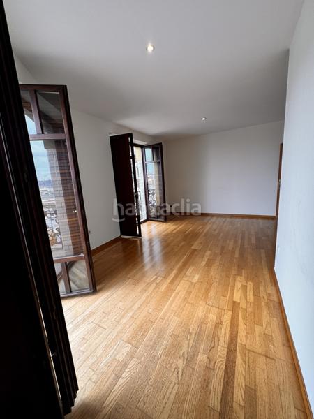 Foto 126c97a1-4d26-4e6f-8821-990e7fb0ba8d. Rent flat with heating in Centro Gijón