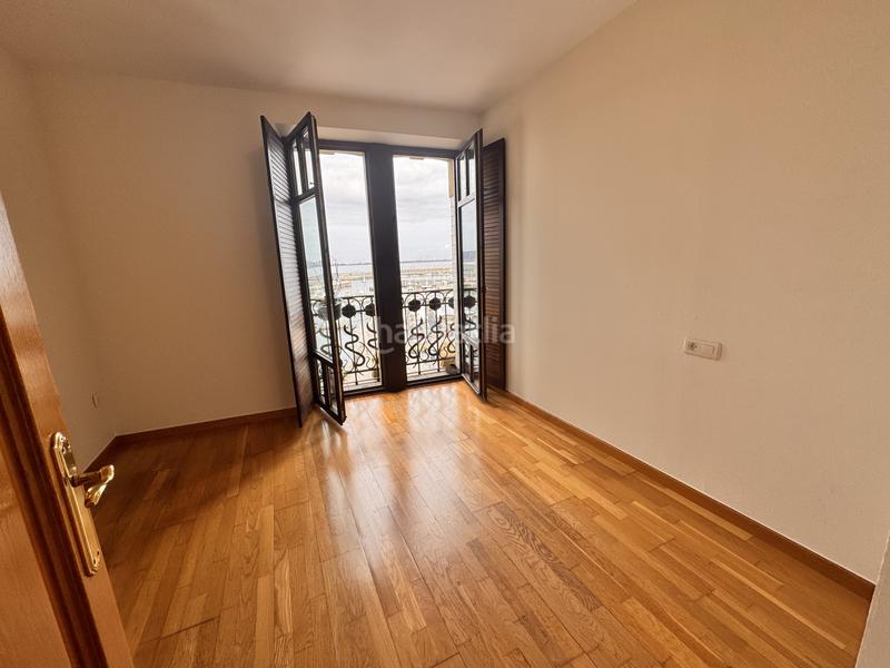 Foto 326b6945-8cf7-4d7d-8276-d9352995f930. Rent flat with heating in Centro Gijón