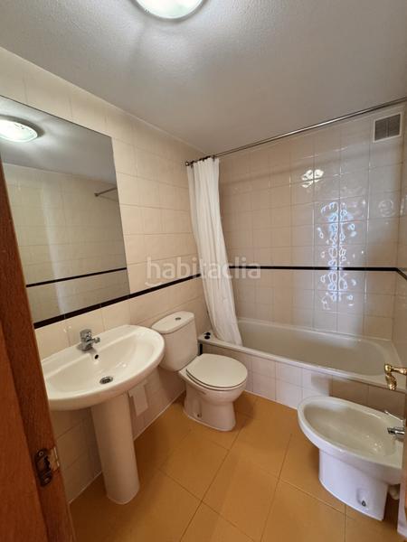 Foto bee5f729-179c-4104-a673-b9c5ca4cb13f. Rent flat with heating in Centro Gijón