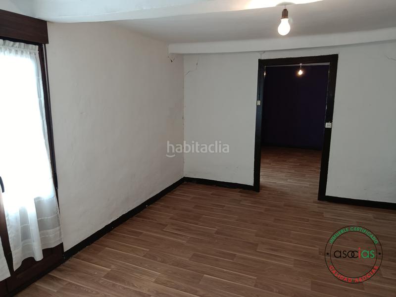 Foto 286ba912-7c15-49fa-8800-b05b43097a80. Casa  pareada para reformar en anes, orviz en Siero