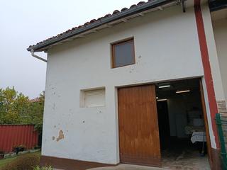 Haus  Quintes - camino de perullera. Finca en quintes con cuadra, ideal cambio de uso a vivienda