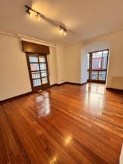 Lloguer Pis  Gijón - carlos bertrand. Apartamento en alquiler vacío en corrida