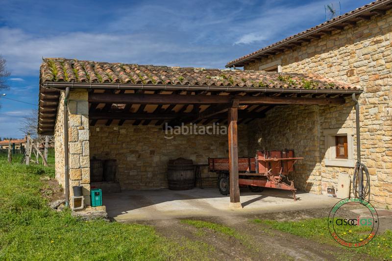 Foto 2c260407-9397-45b9-8021-fcdb4a4803e3. Casa con riscaldamento parcheggio in Tazones - Argüero Villaviciosa