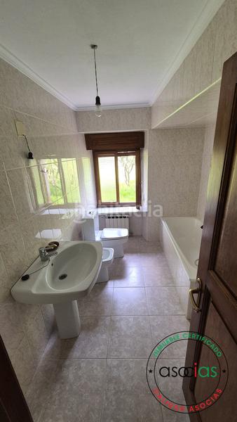 Foto 6541caea-64c7-48e3-8232-90980b430f7f. Casa con riscaldamento parcheggio in Tazones - Argüero Villaviciosa