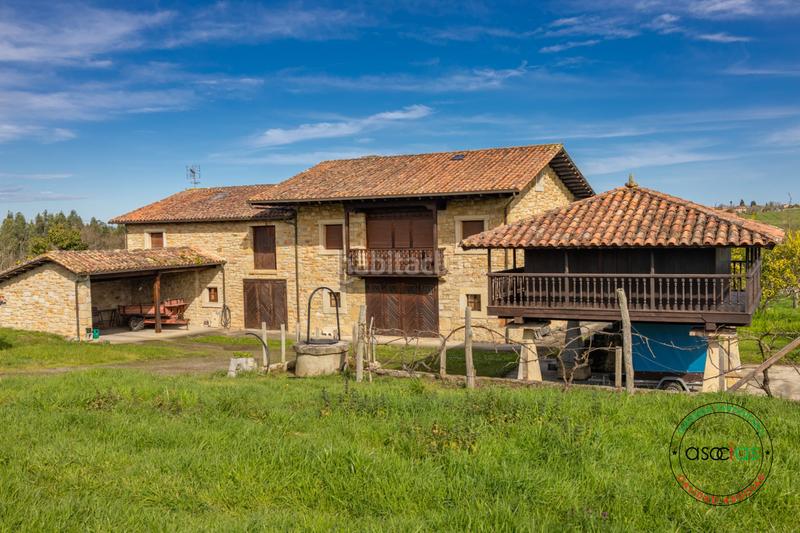 Foto fbb14f27-590d-4e0d-bb55-431a2424e620. Casa con riscaldamento parcheggio in Tazones - Argüero Villaviciosa