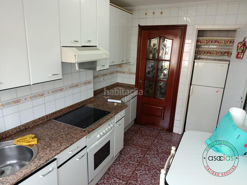 Foto 081c5796-a081-4688-9cf5-43e458f7d02e. Etagenwohnung mit heizung in El Coto Gijón