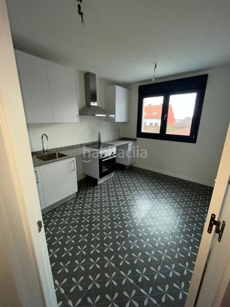 Foto 5012c434-0721-448f-a075-62055462431a. Attico con riscaldamento in La Calzada Gijón