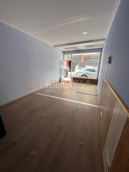 Foto b0d9de59-78ed-478f-a31a-471eec2c657a. Local comercial a Ponteareas