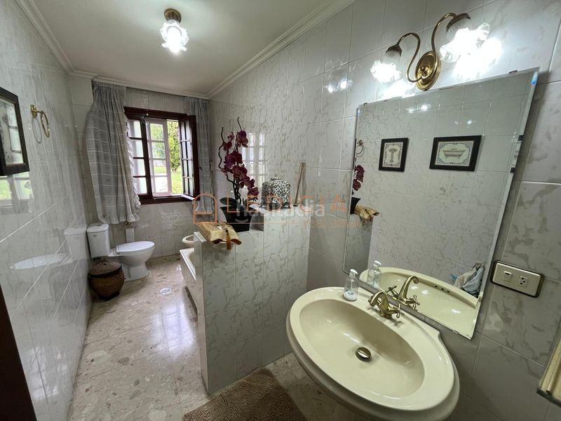 Foto 0cc28c0c-0d9b-4f15-8b3a-4442226359a8. Chalet en Panxón Nigrán