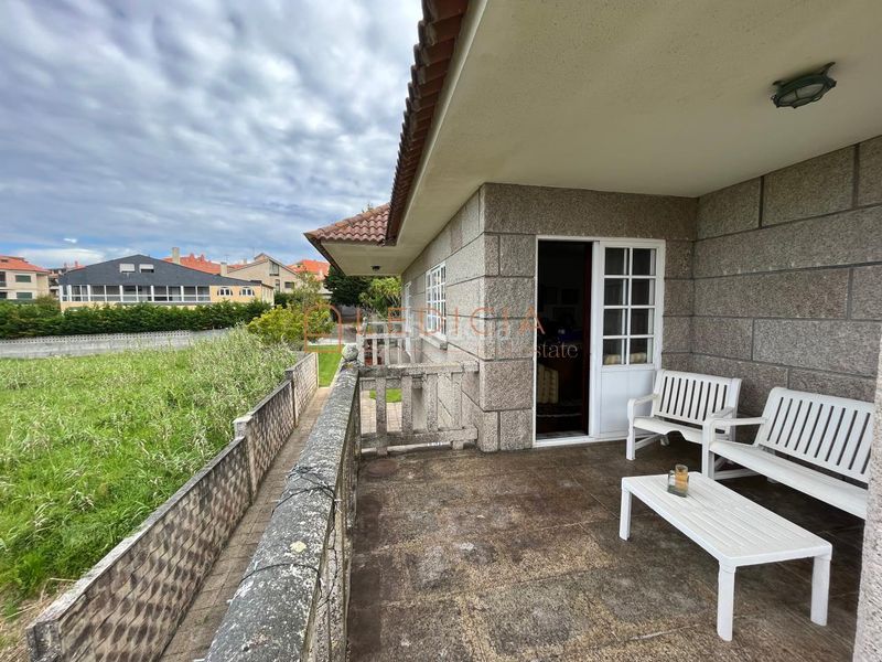 Foto 3c20eb5b-171d-4d24-aa1b-e487d51f9b77. Chalet en Panxón Nigrán