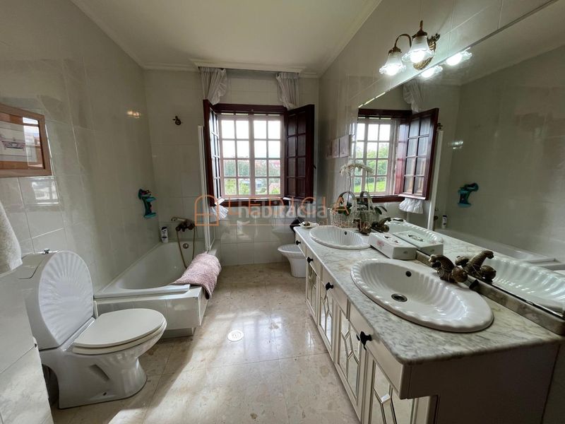 Foto 8f9621e0-4947-4ce4-899e-c50def92cd2e. Chalet en Panxón Nigrán