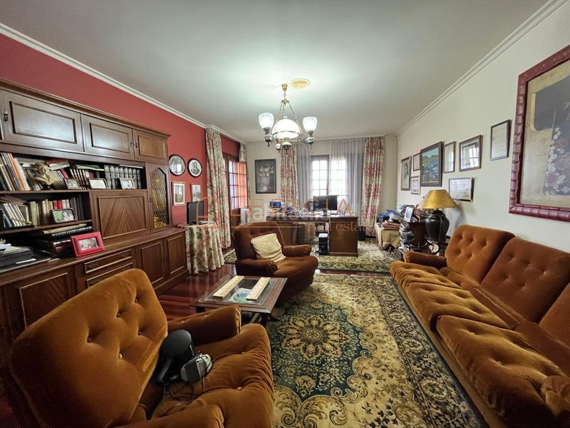 Foto a3d506e8-e8bf-4c95-bbfd-933944ce46bd. Chalet en Panxón Nigrán