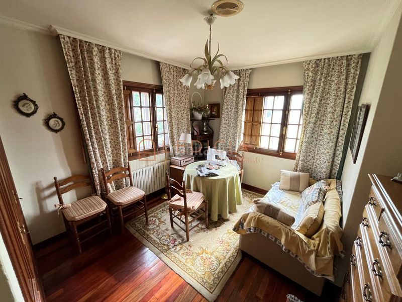 Foto b268cb15-dfb7-45f7-99e7-b40cb8e3e020. Chalet en Panxón Nigrán