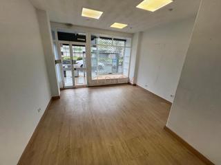 Local Comercial en Calle Castelao