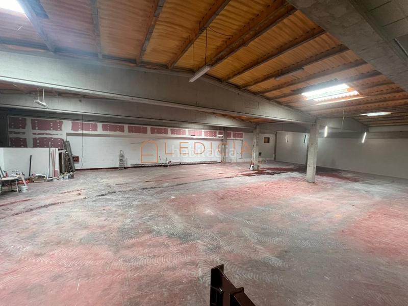 Foto 83389b80-c3ab-4520-8250-ec9184b25bb1. Affitto capannone industriale in Cabral - Candeán Vigo