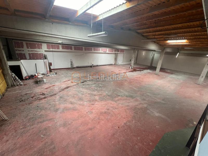 Foto d576467f-a0d5-4c99-abb1-19afc4dacaaf. Affitto capannone industriale in Cabral - Candeán Vigo