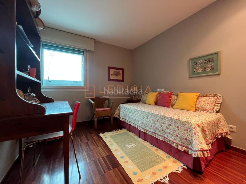Foto 55fc2083-4686-4f6a-8eed-2fcf7737f9d2. Rent flat with heating parking pool in Nigrán centro Nigrán