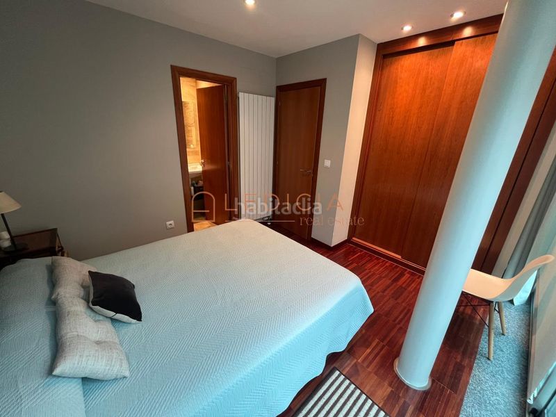 Foto 9cd49241-3bd8-4d4f-9c0a-dc833777dbb0. Rent flat with heating parking pool in Nigrán centro Nigrán