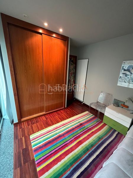 Foto c3ea9da2-f607-4b0b-8c2b-309a45184bd3. Rent flat with heating parking pool in Nigrán centro Nigrán