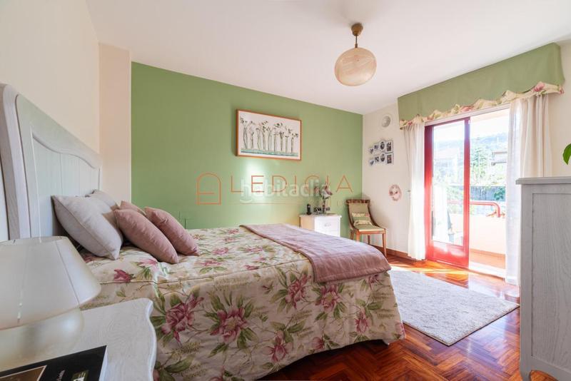 Foto d419aa3d-4891-4c23-a159-b7728c72cebb. Chalet avec chauffage parking piscine dans Valadares - Beade Vigo