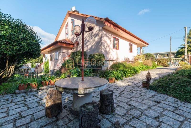 Foto f326b198-fe55-4d56-a003-70cbce6ab1e3. Chalet avec chauffage parking piscine dans Valadares - Beade Vigo